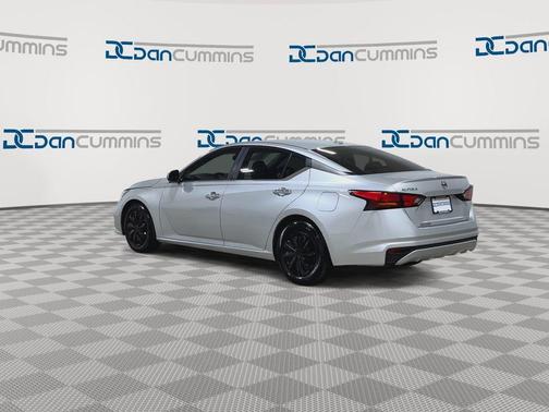 Brilliant Silver Metallic 2019 Nissan Altima 2.5 S