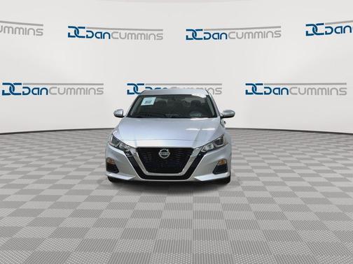Brilliant Silver Metallic 2019 Nissan Altima 2.5 S