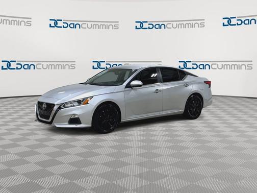 Brilliant Silver Metallic 2019 Nissan Altima 2.5 S