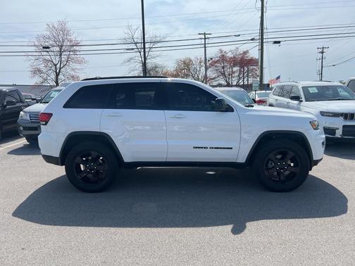 2019 Jeep Grand Cherokee Laredo