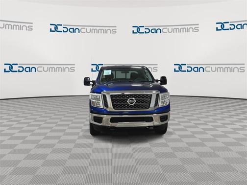 2017 Nissan Titan XD SV