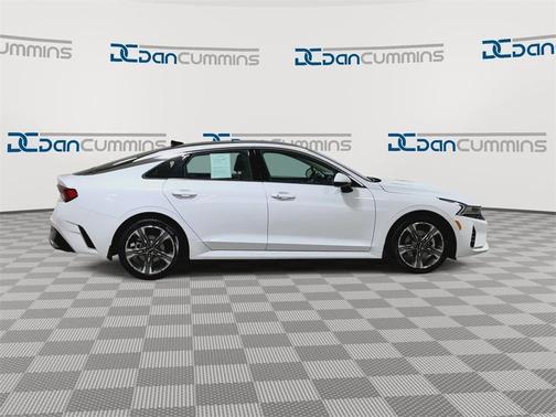 2022 Kia K5 EX