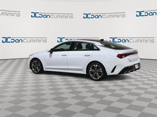 2022 Kia K5 EX