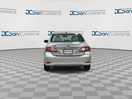 2011 Toyota Corolla LE
