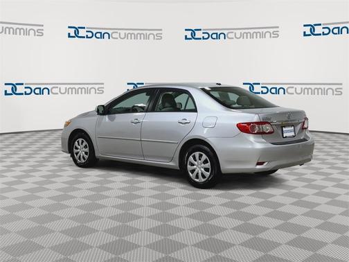 2011 Toyota Corolla LE