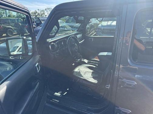 Granite Crystal Clearcoat Metallic 2021 Jeep Gladiator Sport
