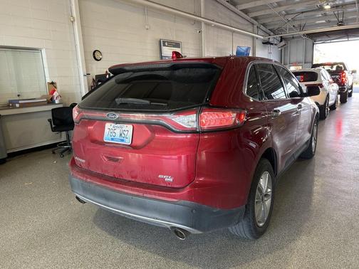2016 Ford Edge SEL