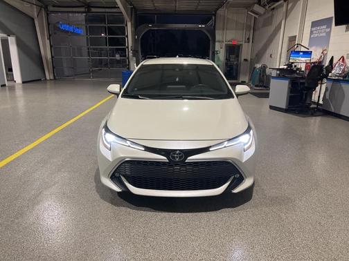 2020 Toyota Corolla Hatchback XSE