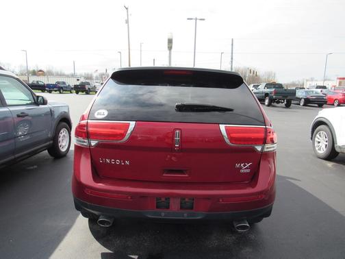 2015 Lincoln MKX Base