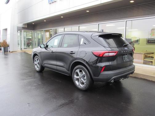 2026 Ford Escape ST-Line Select