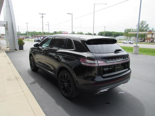 Infinite Black Metallic Clearcoat 2023 Lincoln Nautilus Reserve