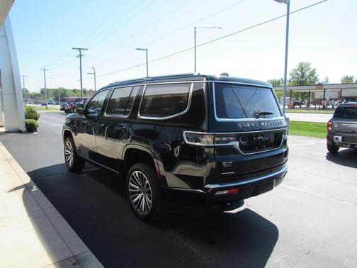 2022 Jeep Grand Wagoneer Series III 4x4
