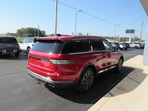 2025 Lincoln Aviator Premiere