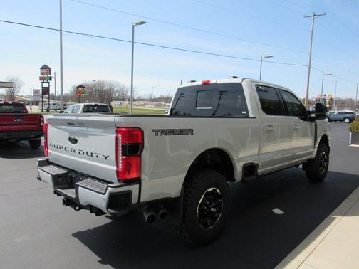 Avalanche 2025 Ford F-250 Lariat