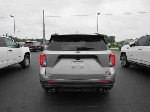 Iconic Silver Metallic 2020 Ford Explorer ST