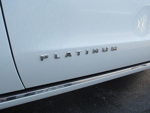 2023 Ford Expedition Platinum