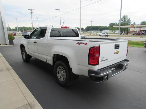 Summit White 2016 Chevrolet Colorado WT