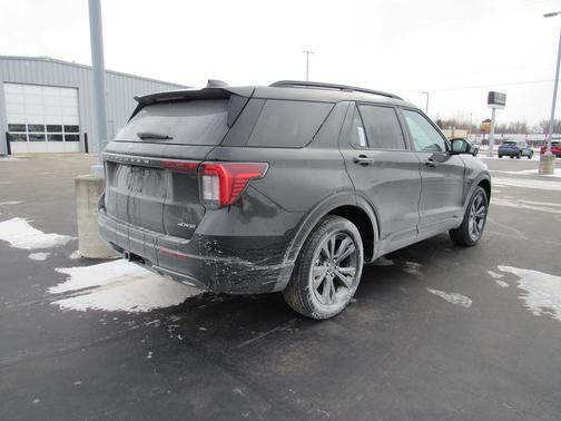 2026 Ford Explorer Active w/200A Pkg