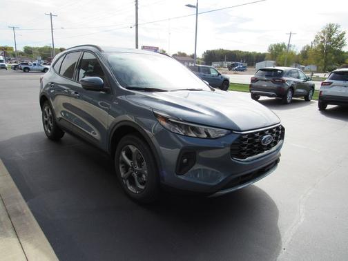 2026 Ford Escape ST-Line Select