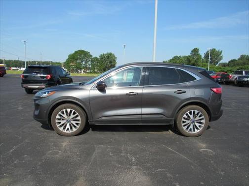 2020 Ford Escape Titanium