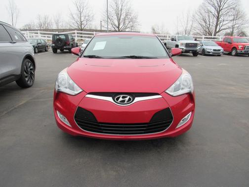 2013 Hyundai Veloster Base