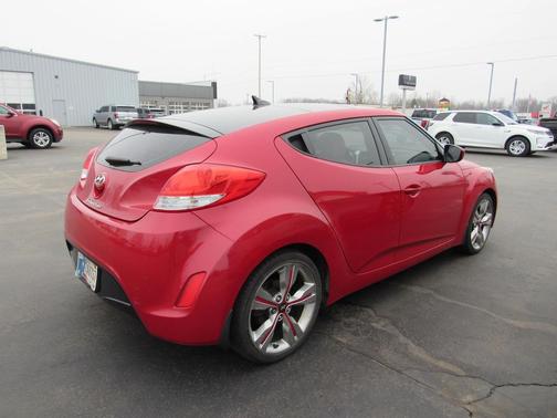 2013 Hyundai Veloster Base