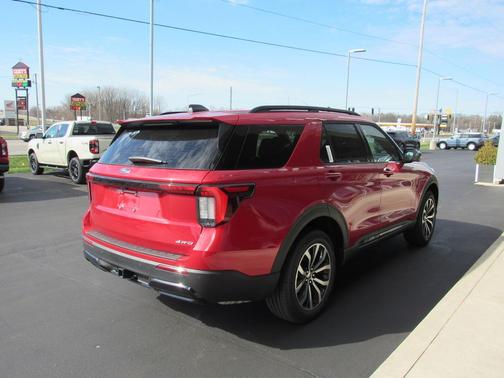 Rapid Red Metallic Tinted Clearcoat 2026 Ford Explorer ST-Line