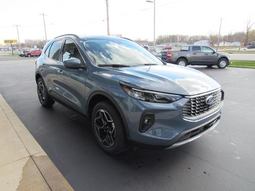 2026 Ford Escape Platinum