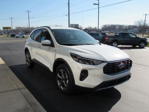 2026 Ford Escape ST-Line Select