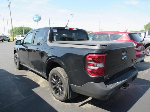 Shadow Black 2024 Ford Maverick XLT