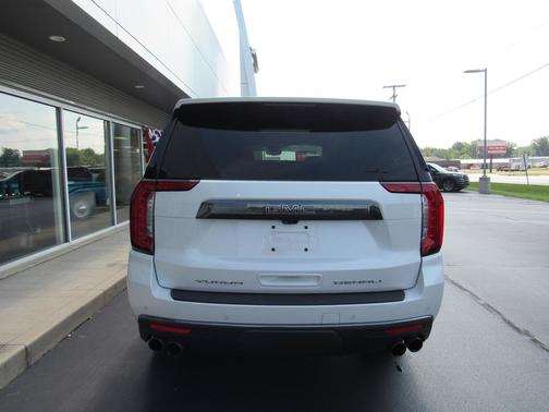 White Frost Tricoat 2023 GMC Yukon Denali Ultimate