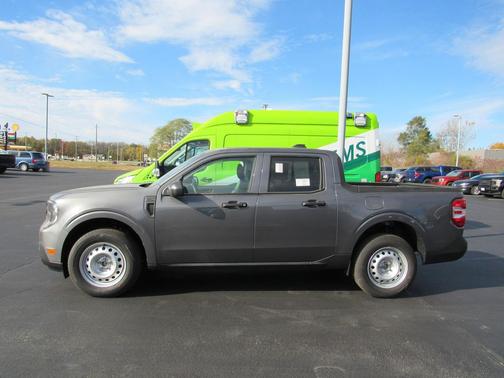 2025 Ford Maverick XL