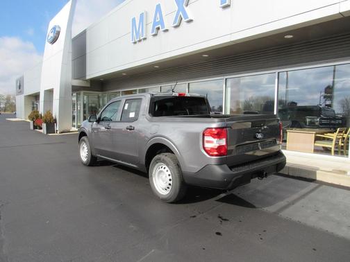 2025 Ford Maverick XL