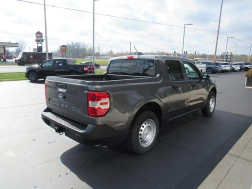 2025 Ford Maverick XL