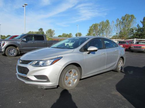 2017 Chevrolet Cruze LS