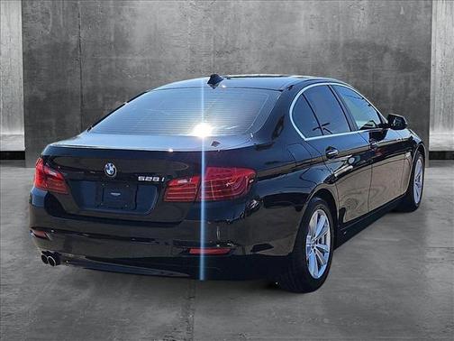 2016 BMW 528 528i