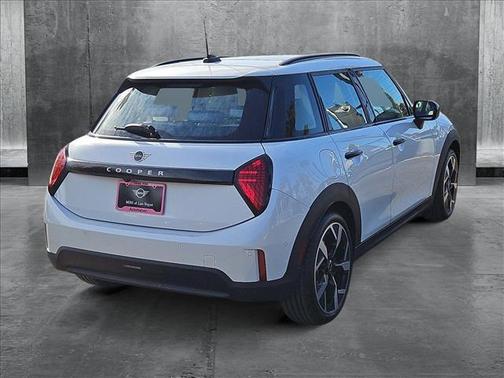 2025 MINI Hardtop Cooper