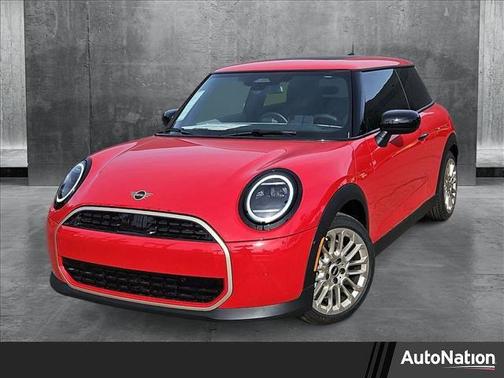 2025 MINI Hardtop Cooper