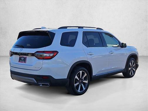 2023 Honda Pilot AWD Elite