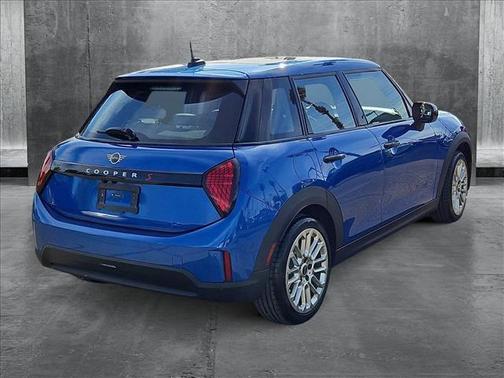 2025 MINI Hardtop Cooper S