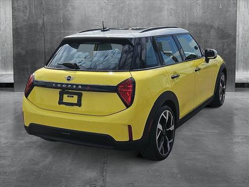 2025 MINI Hardtop Cooper S