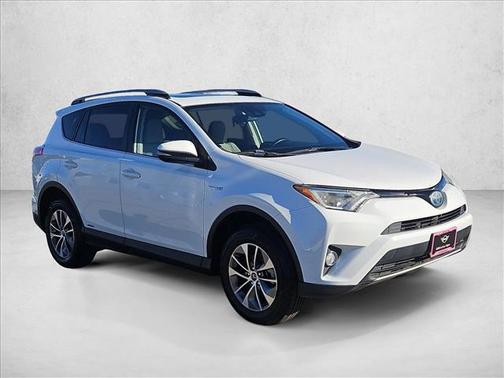 2017 Toyota RAV4 Hybrid SE