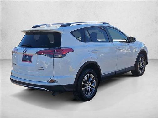 2017 Toyota RAV4 Hybrid SE