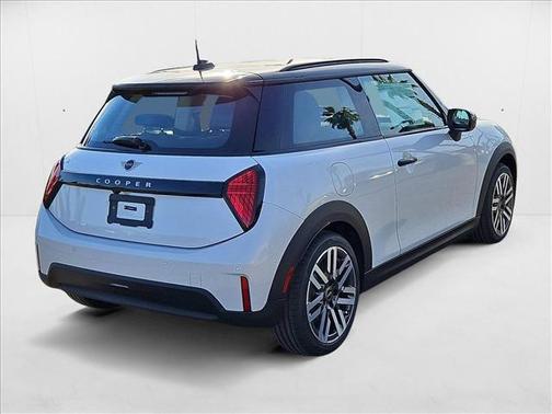 2025 MINI Hardtop Cooper