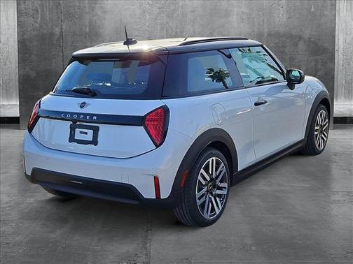 2025 MINI Hardtop Cooper