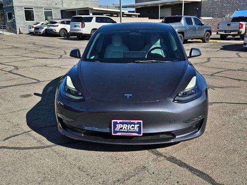 Gray 2022 Tesla Model 3 Long Range