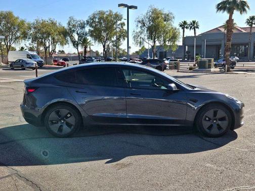 Gray 2022 Tesla Model 3 Long Range