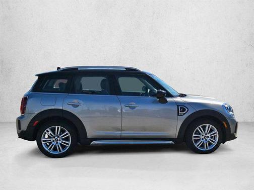 Melting Silver III Metallic 2023 MINI Countryman Cooper S
