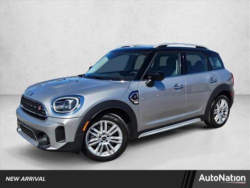 Melting Silver III Metallic 2023 MINI Countryman Cooper S