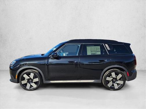 Midnight Black II Metallic 2026 MINI Countryman Cooper S ALL4